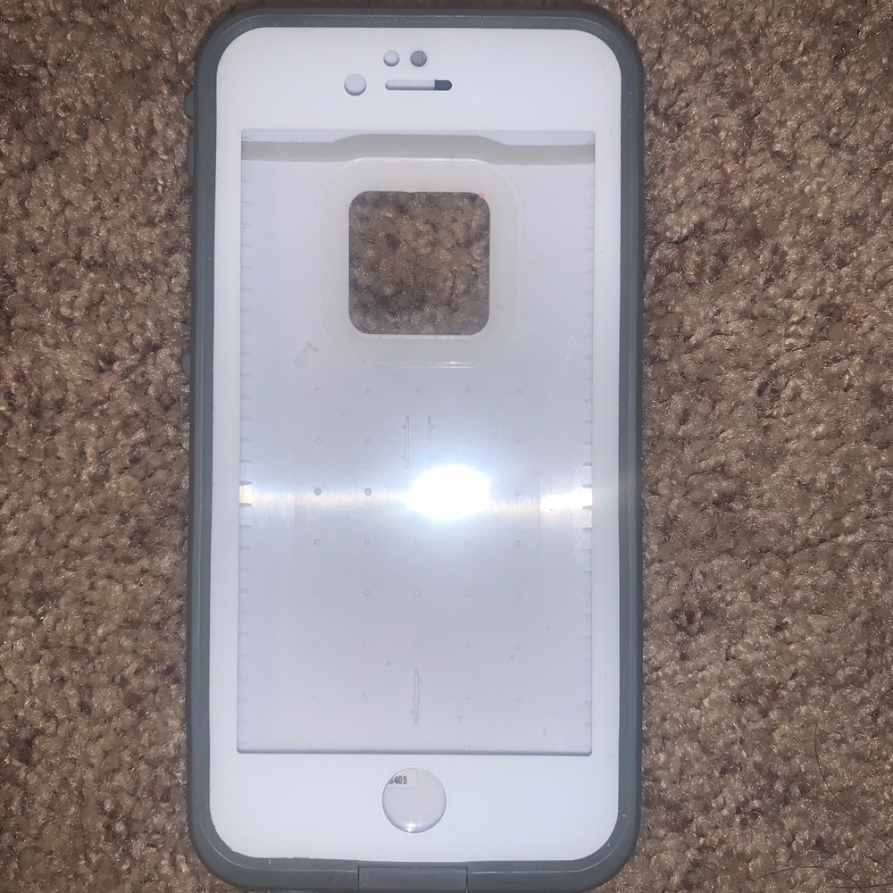 Life proof iphone case